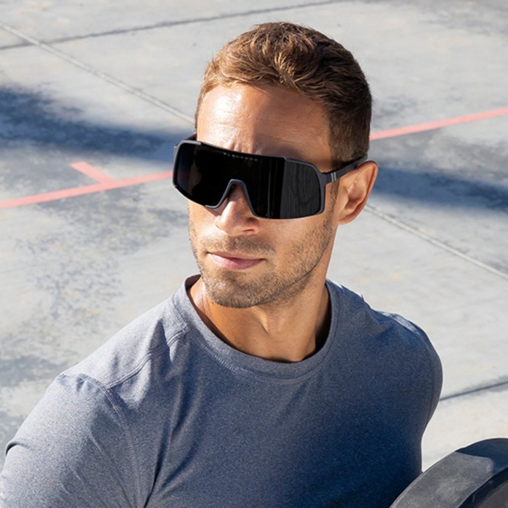 Blenders Wraparound Sunglasses Unisex Dark Bloom Matte Black Smoke New in Case